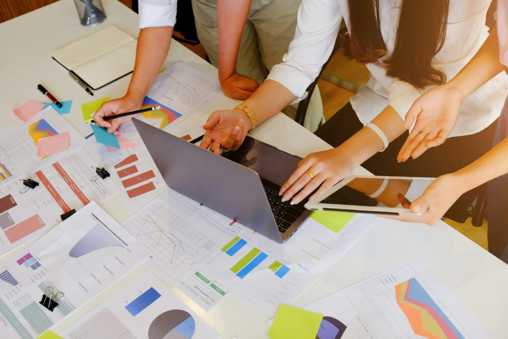 The Role of Data Analytics in Retail Project Management | Brandon Sarna